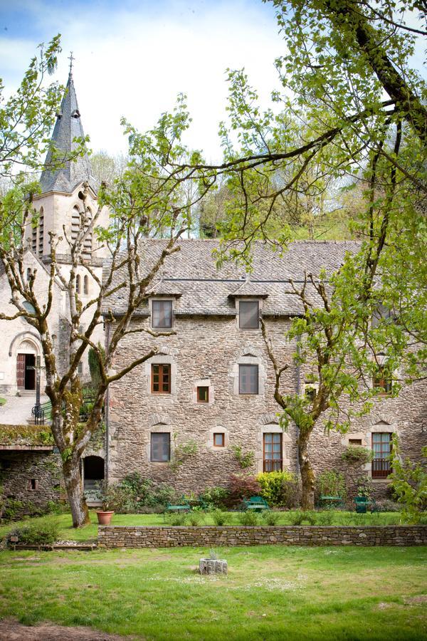 Hotel Le Vieux Pont Belcastel  Exterior foto